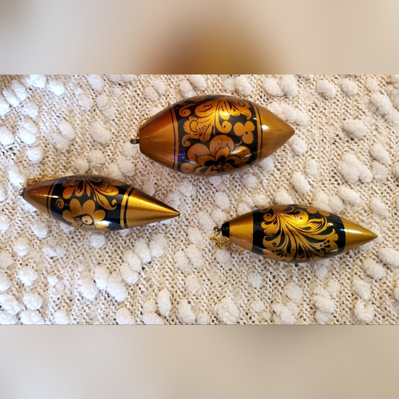 Vntg Russian "Khokhloma" Wooden, Hand Painted Christmas Ornaments, 8 Blk/Gold - Picture 5 of 16